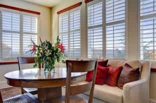 Plantation window shutter